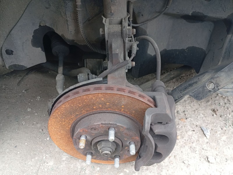 Recambio de mangueta delantera derecha para kia carnival ii (gq) 2.9 crdi referencia OEM IAM 0K55333021A  