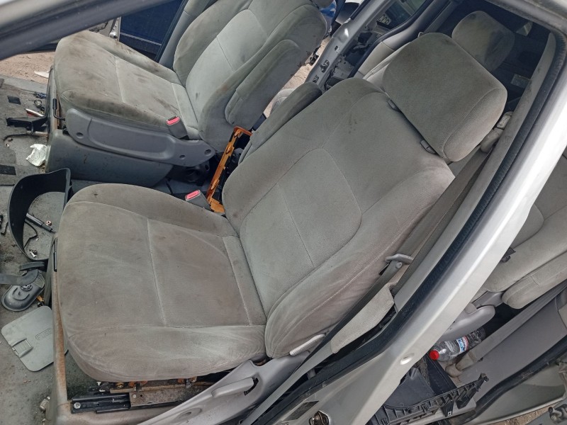 Recambio de asiento delantero izquierdo para kia carnival ii (gq) 2.9 crdi referencia OEM IAM 6059ADI  