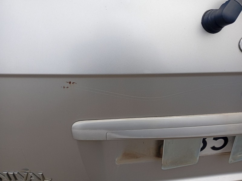 Recambio de porton trasero para kia carnival ii (gq) 2.9 crdi referencia OEM IAM 0K55A62020  