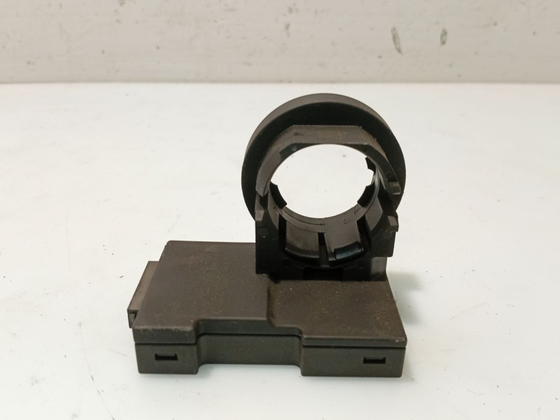 Recambio de antena para opel combo furgoneta/monovolumen 1.3 cdti 16v referencia OEM IAM 13144390  