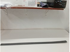 Recambio de moldura exterior puerta delantera derecha para opel combo furgoneta/monovolumen 1.3 cdti 16v referencia OEM IAM   