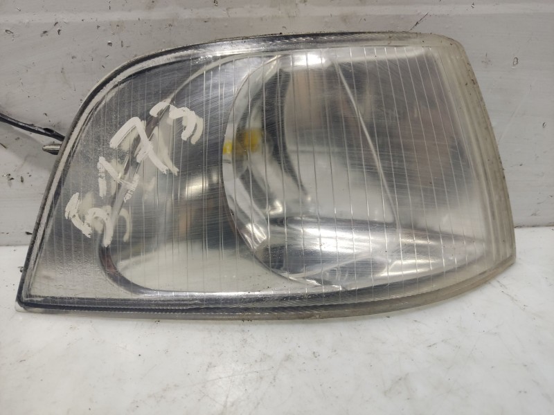 Recambio de piloto delantero derecho para volvo s40 berlina referencia OEM IAM   