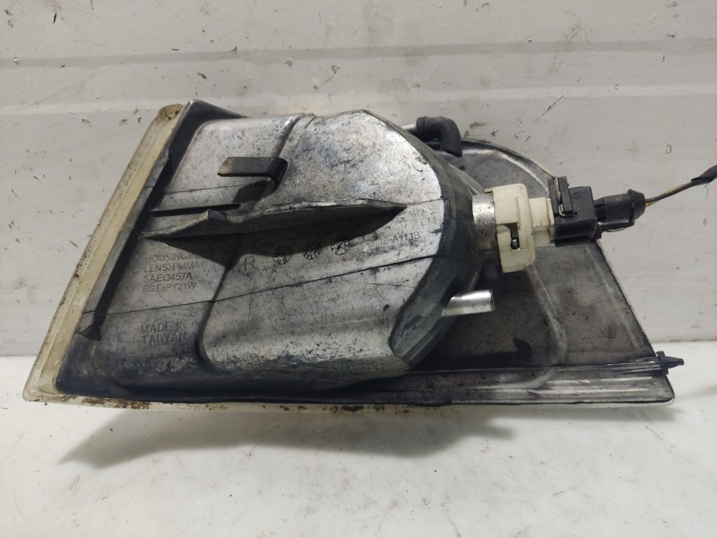 Recambio de piloto delantero derecho para volvo s40 berlina referencia OEM IAM   