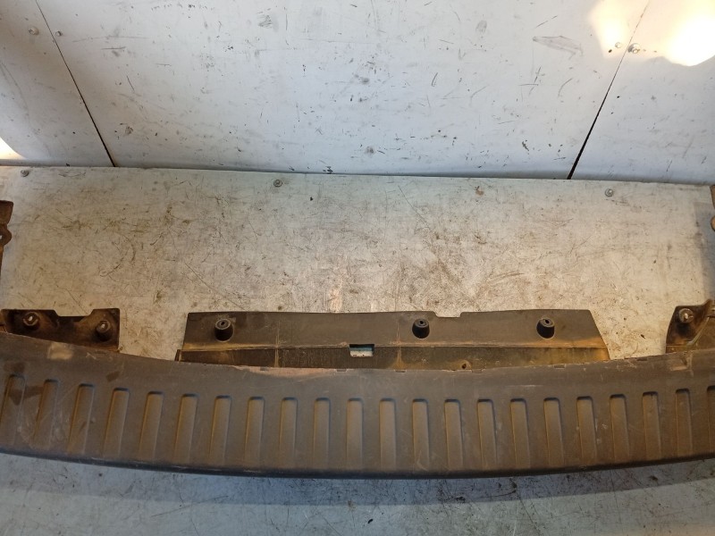 Recambio de paragolpes trasero para opel combo furgoneta/monovolumen 1.3 cdti 16v referencia OEM IAM 93170331  