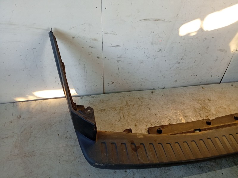 Recambio de paragolpes trasero para opel combo furgoneta/monovolumen 1.3 cdti 16v referencia OEM IAM 93170331  