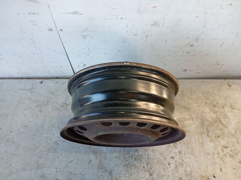 Recambio de llanta trasera izquierda para opel combo furgoneta/monovolumen 1.3 cdti 16v referencia OEM IAM 13186603  