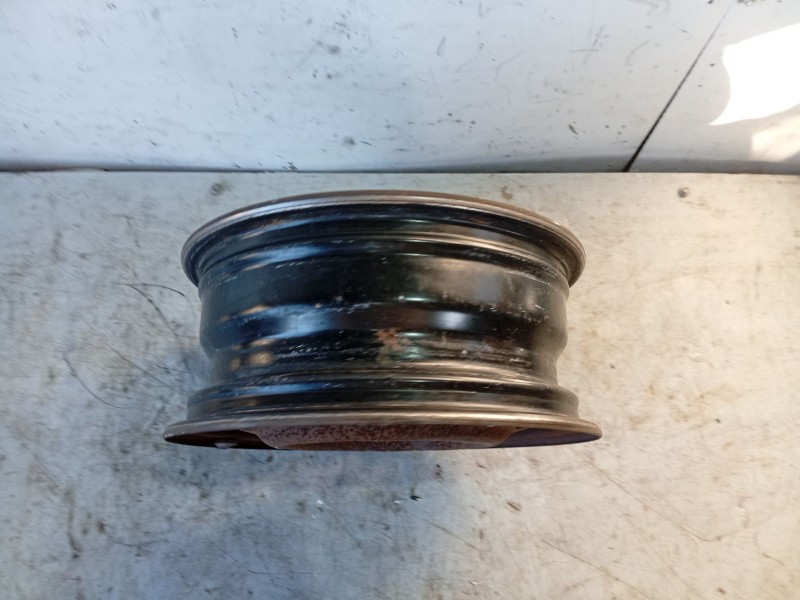 Recambio de llanta trasera derecha para opel combo furgoneta/monovolumen 1.3 cdti 16v referencia OEM IAM 13186603  