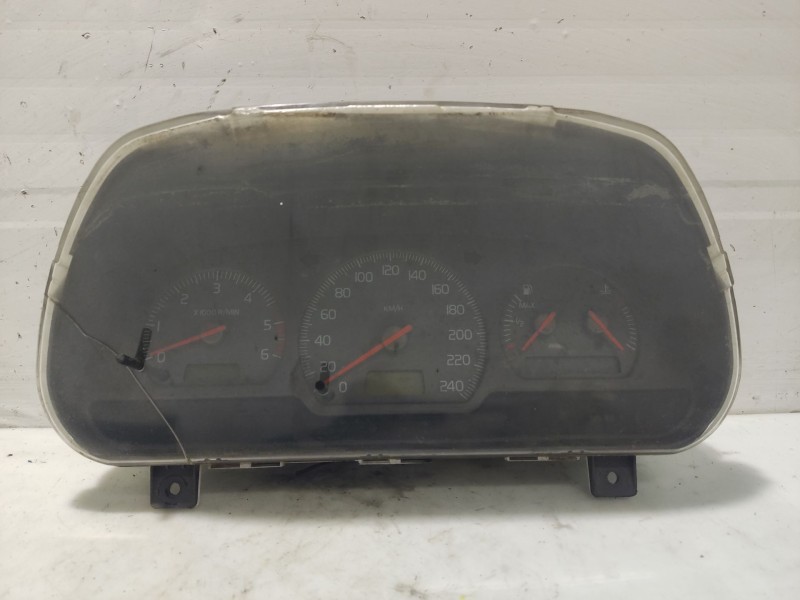 Recambio de cuadro instrumentos para volvo s40 berlina referencia OEM IAM 8603136  
