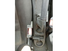 Recambio de anclaje cinturon delantero izquierdo para opel combo furgoneta/monovolumen 1.3 cdti 16v referencia OEM IAM    2