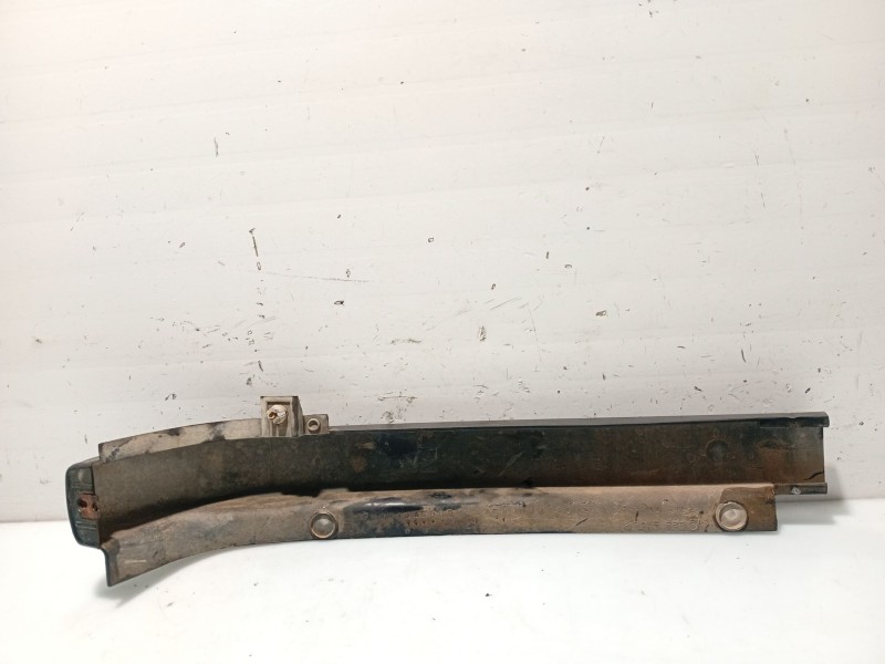 Recambio de moldura para land rover discovery ii (l318) 2.5 td5 4x4 referencia OEM IAM DHH100730  