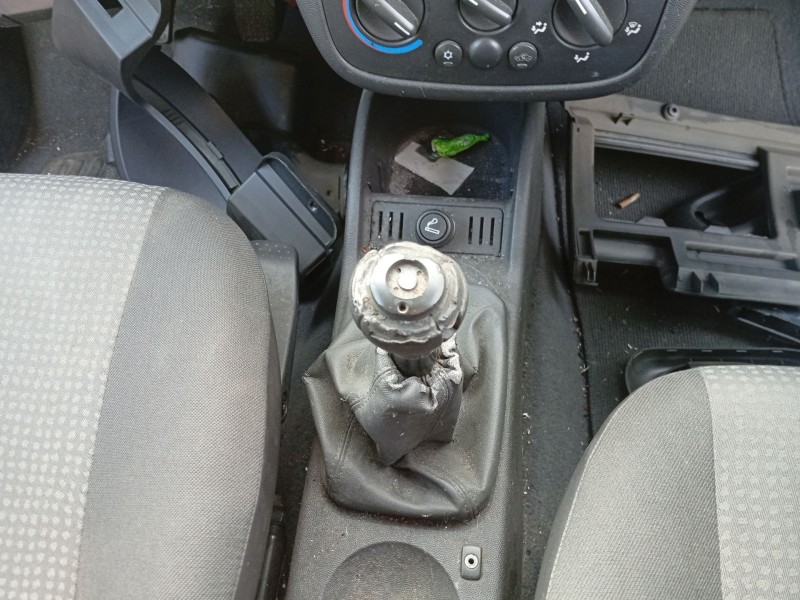 Recambio de palanca cambio para opel combo furgoneta/monovolumen 1.3 cdti 16v referencia OEM IAM 93180706  