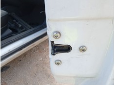 Recambio de cerradura puerta delantera derecha para opel combo furgoneta/monovolumen 1.3 cdti 16v referencia OEM IAM 24434885  