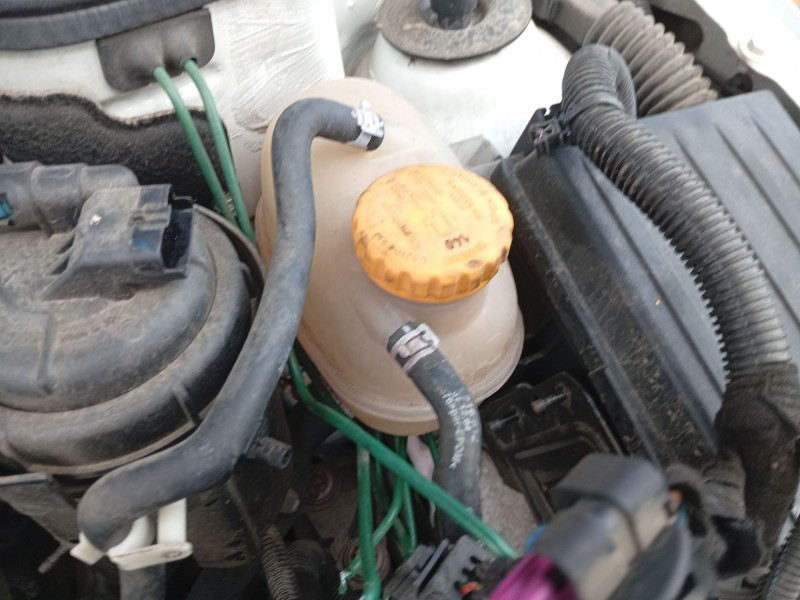 Recambio de deposito expansion para opel combo furgoneta/monovolumen 1.3 cdti 16v referencia OEM IAM 1682640980  