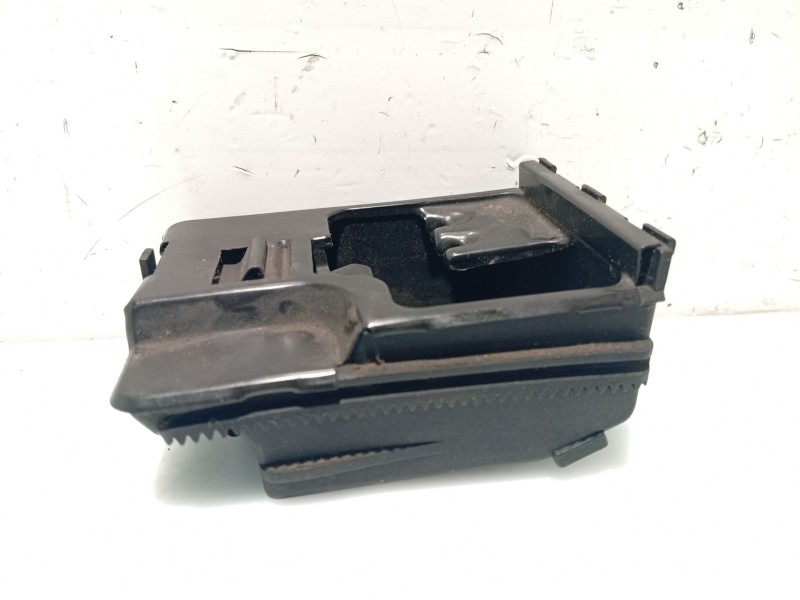 Recambio de cenicero para land rover discovery ii (l318) 2.5 td5 4x4 referencia OEM IAM AWR1195LNF  