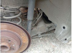 Recambio de eje trasero completo para opel combo furgoneta/monovolumen 1.3 cdti 16v referencia OEM IAM   
