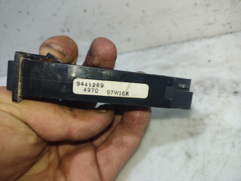 Recambio de interruptor para volvo serie 940 berlina/familiar 2.3 cat referencia OEM IAM 9441289  