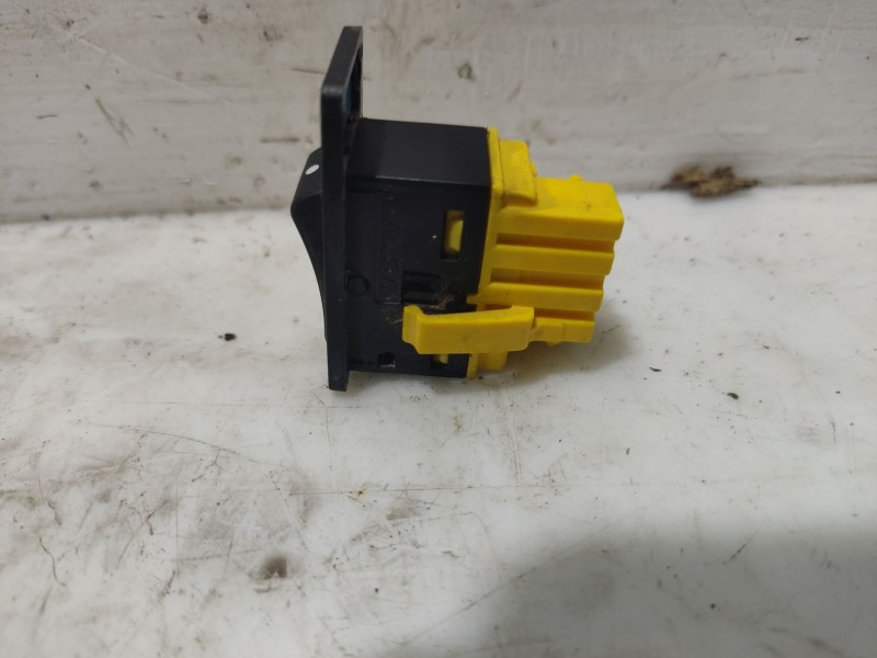 Recambio de interruptor para volvo serie 940 berlina/familiar 2.3 cat referencia OEM IAM 9442706  