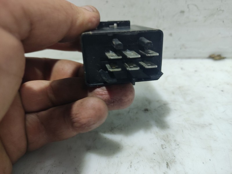 Recambio de rele para volvo serie 940 berlina/familiar 2.3 cat referencia OEM IAM 6849780  898741000