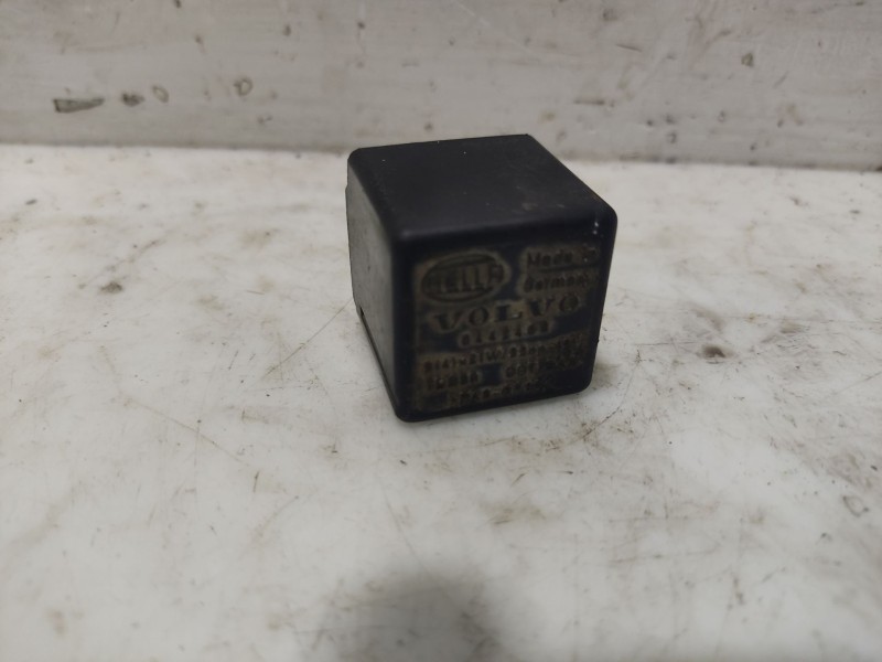 Recambio de rele para volvo serie 940 berlina/familiar 2.3 cat referencia OEM IAM 9442468  