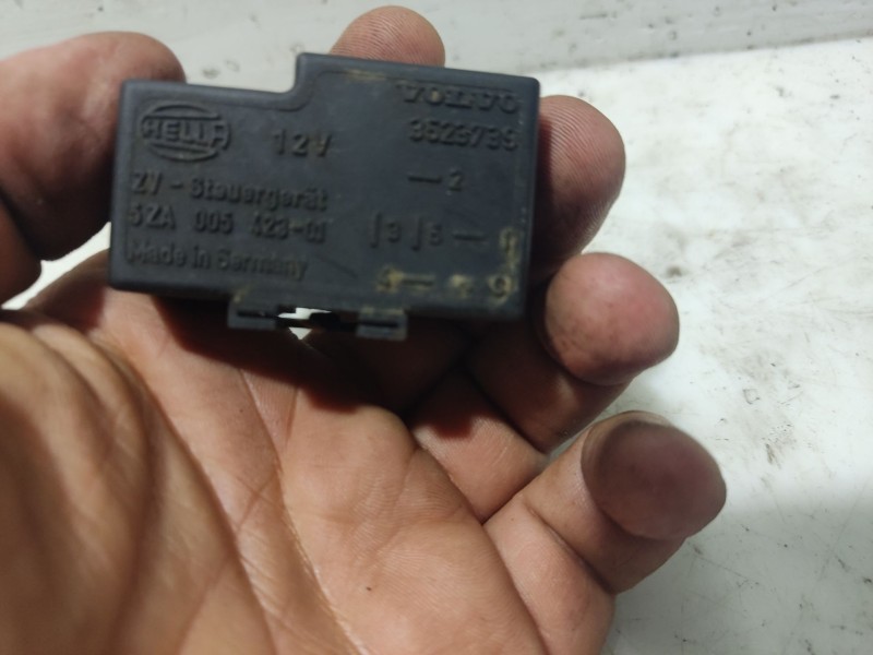 Recambio de rele para volvo serie 940 berlina/familiar 2.3 cat referencia OEM IAM 3523739 5ZA00542301 