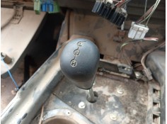 Recambio de pomo palanca cambio para land rover discovery ii (l318) 2.5 td5 4x4 referencia OEM IAM   