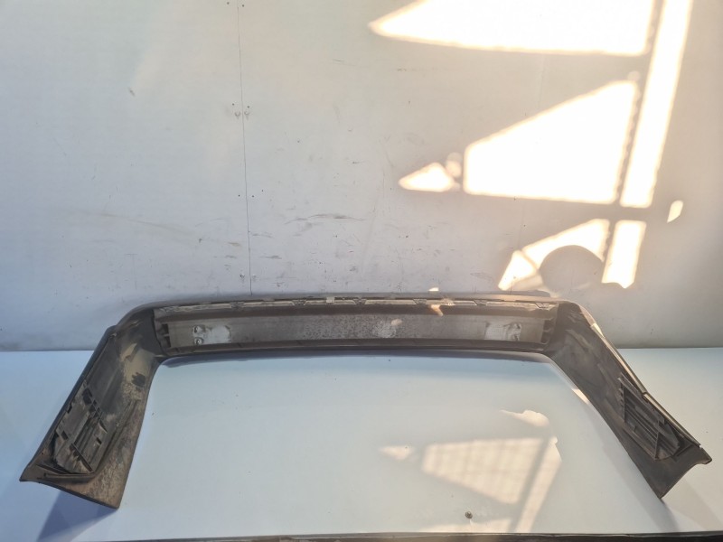 Recambio de paragolpes trasero para volvo serie 940 berlina/familiar 2.3 cat referencia OEM IAM 1358600  