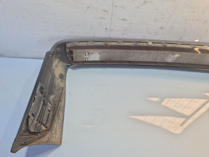Recambio de paragolpes trasero para volvo serie 940 berlina/familiar 2.3 cat referencia OEM IAM 1358600  