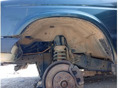Recambio de paso de rueda delantero izquierdo para land rover discovery ii (l318) 2.5 td5 4x4 referencia OEM IAM CLF102050 CLJ10