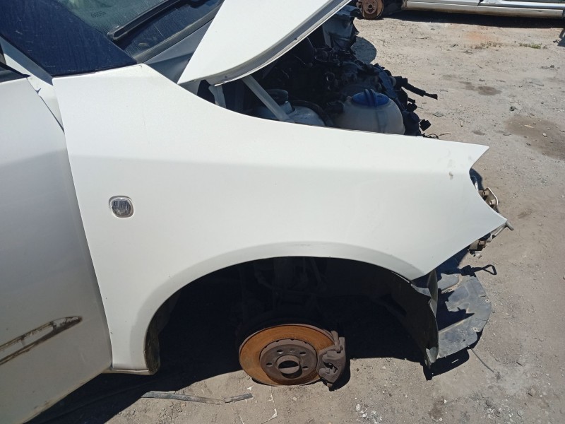 Recambio de aleta delantera derecha para skoda fabia ii (542) 1.2 referencia OEM IAM 5J0821022A  