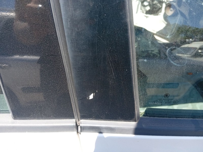 Recambio de puerta delantera derecha para skoda fabia ii (542) 1.2 referencia OEM IAM 5J6831056  