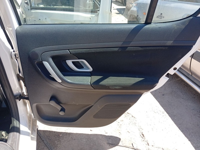 Recambio de elevalunas trasero derecho para skoda fabia ii (542) 1.2 referencia OEM IAM 5J4839402B  