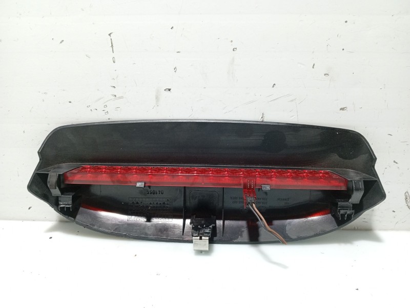 Recambio de piloto central de freno para skoda fabia ii (542) 1.2 referencia OEM IAM 5J694509747H  