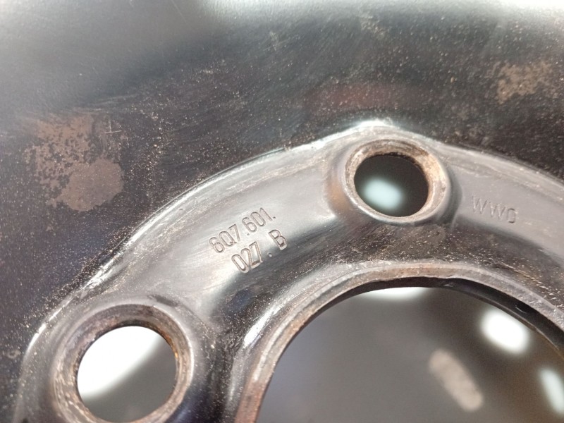 Recambio de llanta trasera izquierda para skoda fabia ii (542) 1.2 referencia OEM IAM 6Q7601027B  