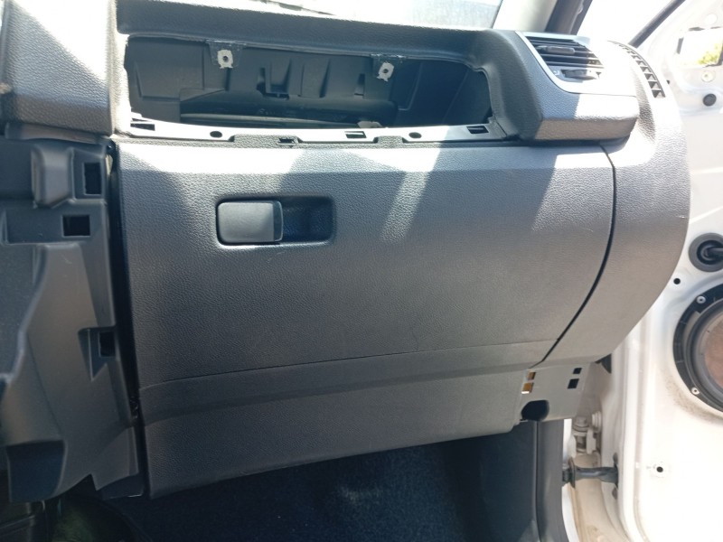 Recambio de guantera para skoda fabia ii (542) 1.2 referencia OEM IAM 5J1857121C  