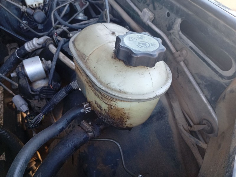 Recambio de deposito liquido direccion para land rover discovery ii (l318) 2.5 td5 4x4 referencia OEM IAM QFX100371  