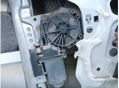 Recambio de motor elevalunas delantero izquierdo para peugeot 207/207+ (wa_, wc_) 1.4 hdi referencia OEM IAM 401786A8 440787E 