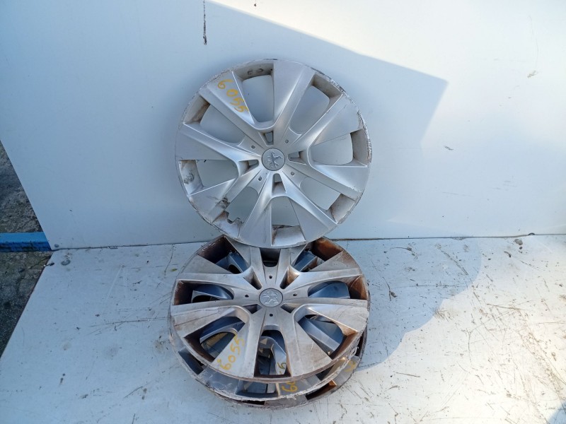 Recambio de tapacubos para peugeot 207/207+ (wa_, wc_) 1.4 hdi referencia OEM IAM 9673846277  