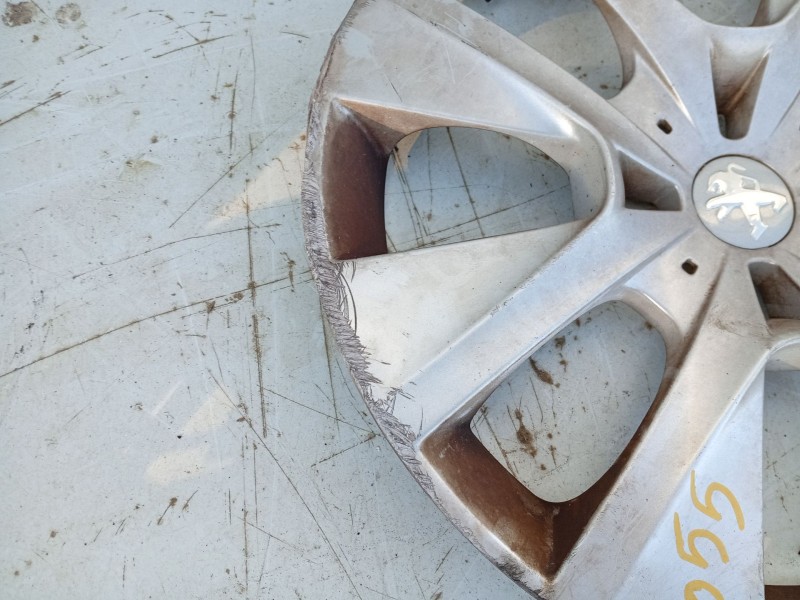 Recambio de tapacubos para peugeot 207/207+ (wa_, wc_) 1.4 hdi referencia OEM IAM 9673846277  