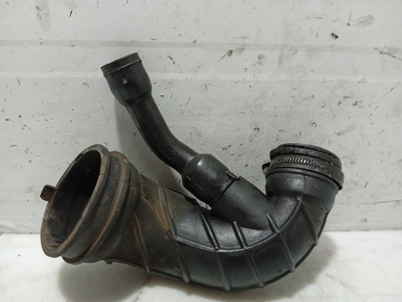 Recambio de tubo admision para peugeot 207/207+ (wa_, wc_) 1.4 hdi referencia OEM IAM 143413  