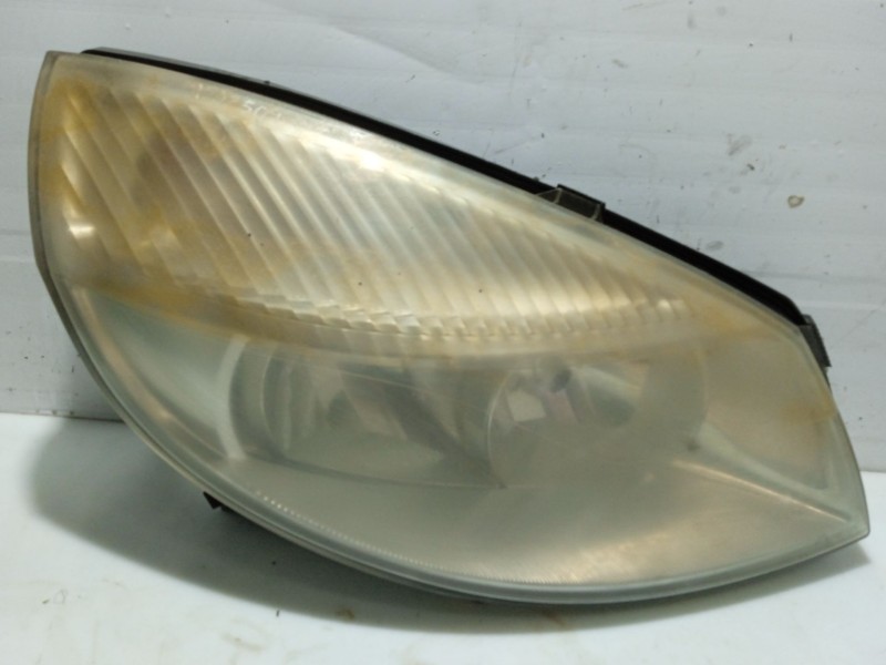 Recambio de faro derecho para renault scenic ii referencia OEM IAM 260102336R  