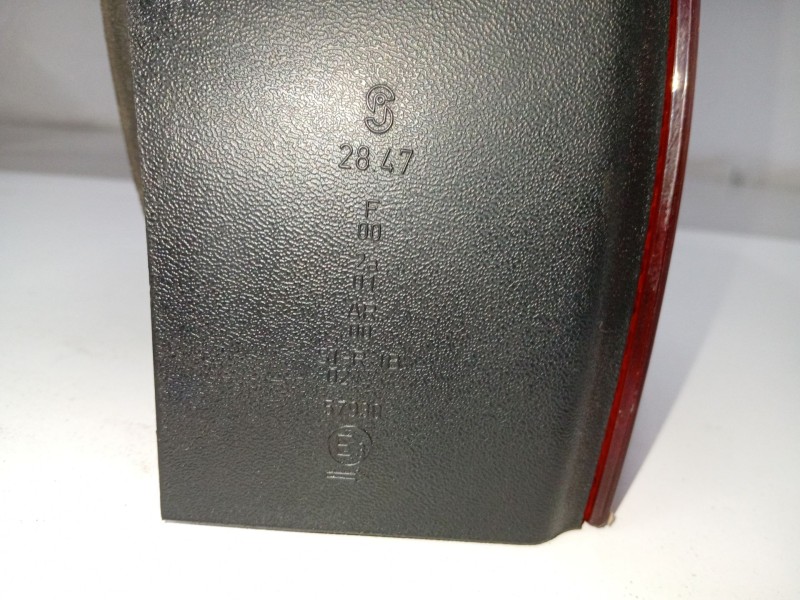 Recambio de piloto trasero derecho para audi a3 (8l1) 1.9 tdi referencia OEM IAM 8L0945096A  