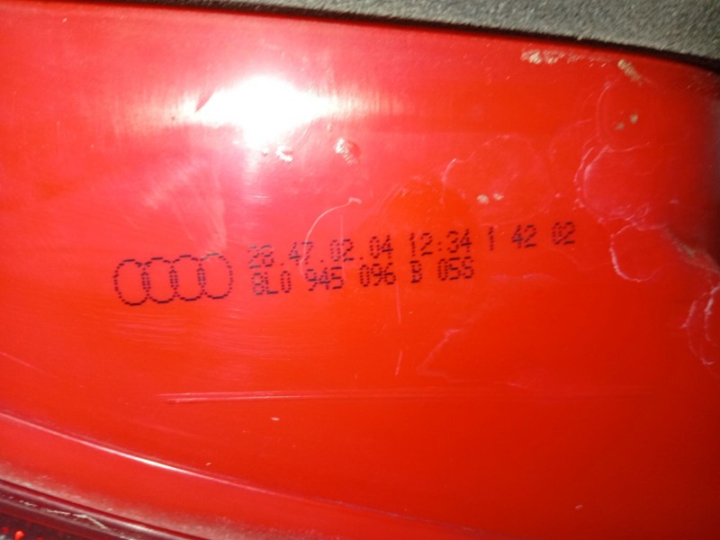 Recambio de piloto trasero derecho para audi a3 (8l1) 1.9 tdi referencia OEM IAM 8L0945096A  