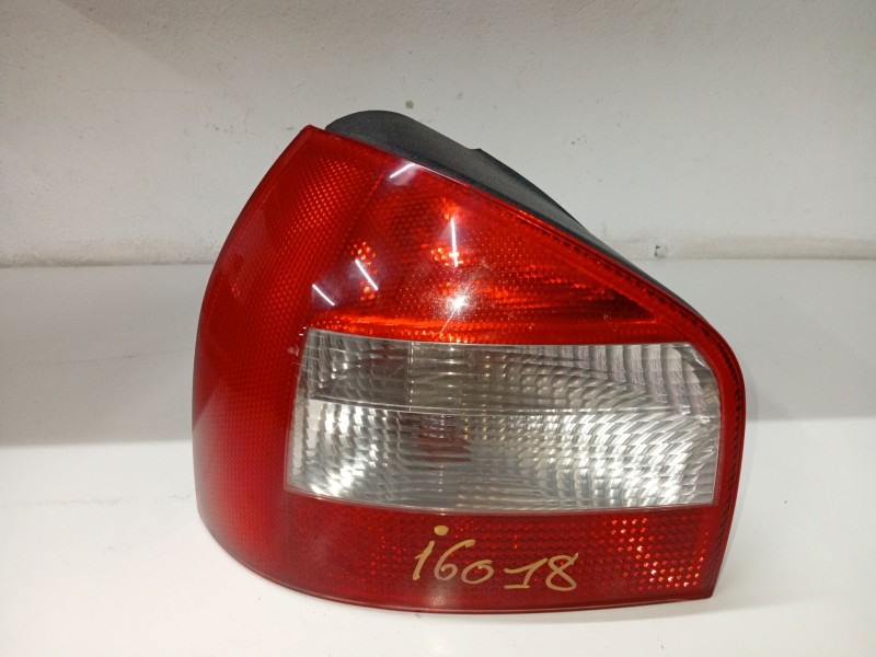 Recambio de piloto trasero izquierdo para audi a3 (8l1) 1.9 tdi referencia OEM IAM 8L0945095A  