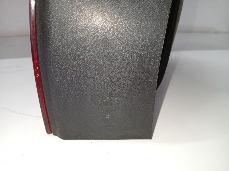 Recambio de piloto trasero izquierdo para audi a3 (8l1) 1.9 tdi referencia OEM IAM 8L0945095A  