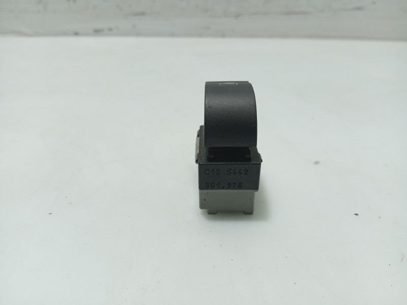 Recambio de mando elevalunas trasero derecho para audi a3 (8l1) 1.9 tdi referencia OEM IAM 4B0959855A4PK 4B0959855 