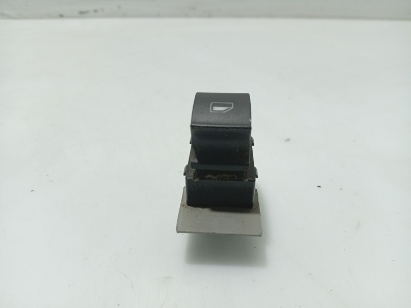 Recambio de mando elevalunas trasero derecho para audi a3 (8l1) 1.9 tdi referencia OEM IAM 4B0959855A4PK 4B0959855 