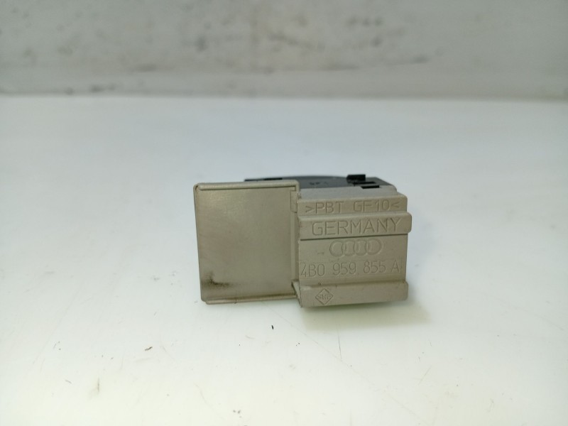 Recambio de mando elevalunas trasero izquierdo para audi a3 (8l1) 1.9 tdi referencia OEM IAM 4B0959855A4PK 4B0959855A 