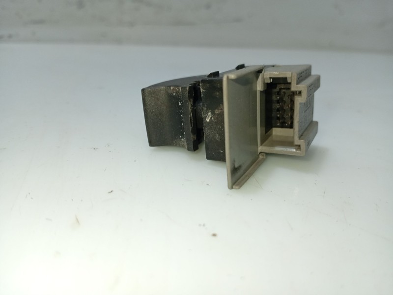 Recambio de mando elevalunas trasero izquierdo para audi a3 (8l1) 1.9 tdi referencia OEM IAM 4B0959855A4PK 4B0959855A 