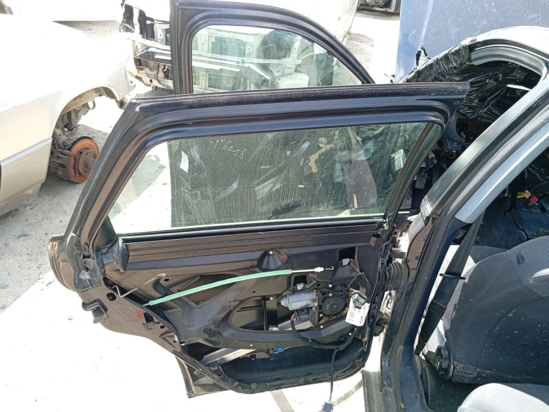 Recambio de puerta trasera izquierda para audi a3 (8l1) 1.9 tdi referencia OEM IAM 8L4833051C  