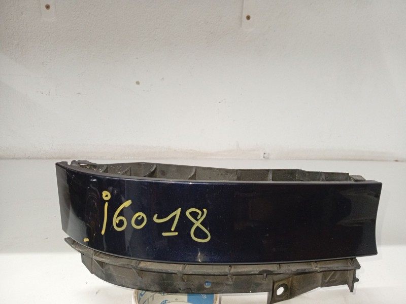 Recambio de moldura para audi a3 (8l1) 1.9 tdi referencia OEM IAM 8L0807377E  